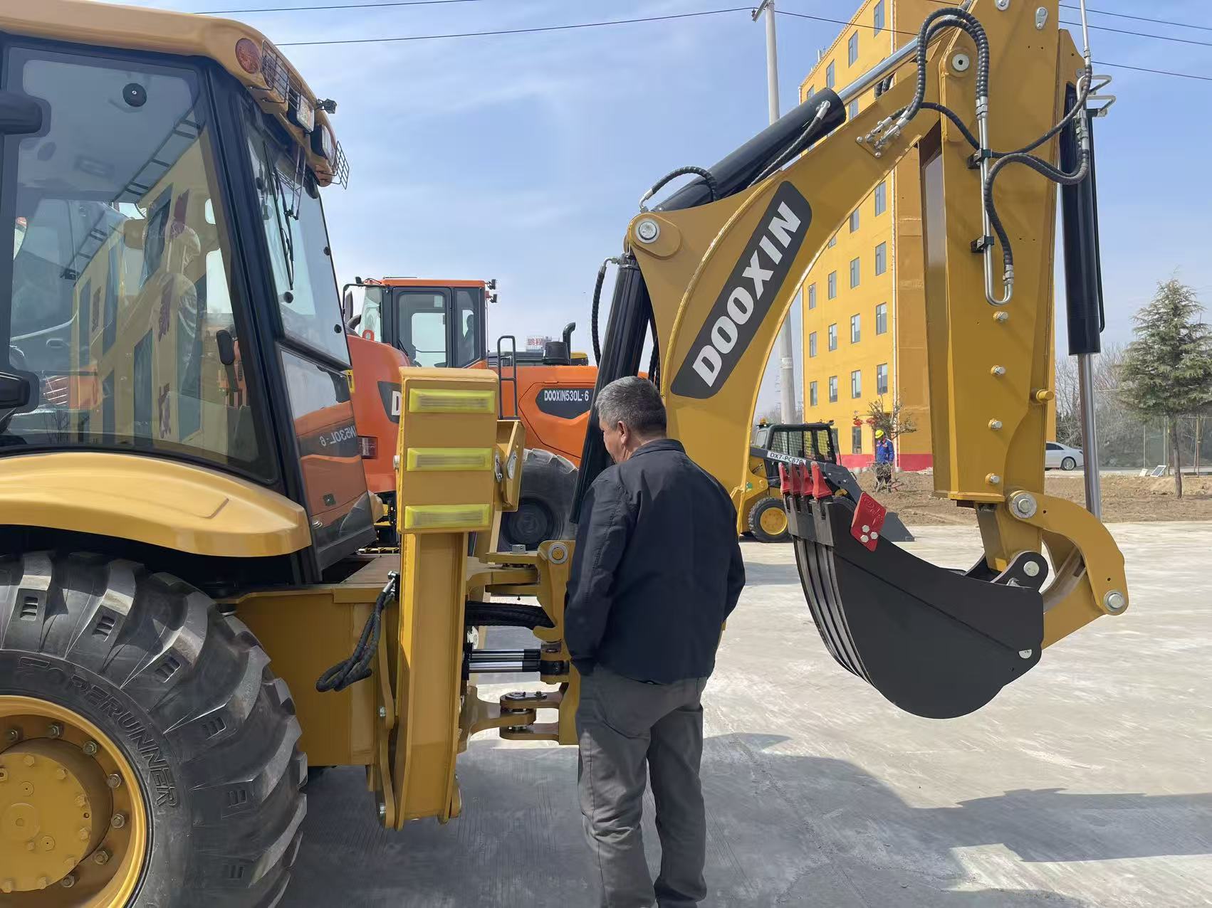 Pietų Amerikos klientai lankosi mūsų gamykloje