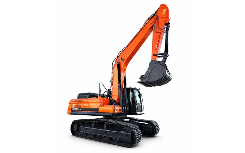 Kietojo roko nemezė kasyboje! DX370PC-9 (35,6 tonos ekskavatorius): išvalykite visą kasyklos atkarpą per dieną.