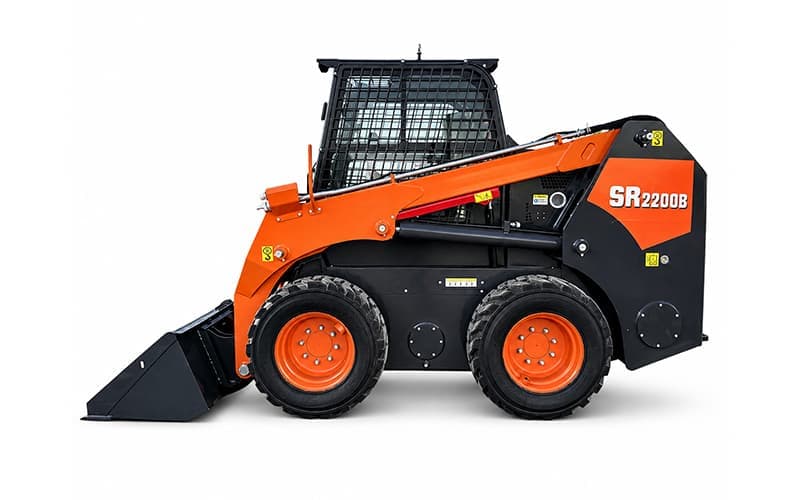 Dėl ko mini krautuvas SR2200B yra praktiškas pasirinkimas sudėtingoms darbo vietoms?